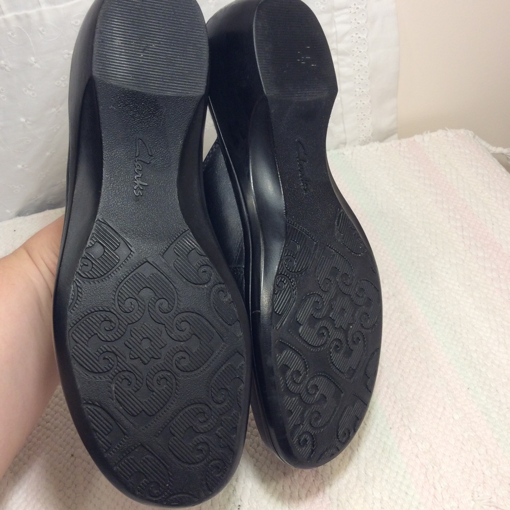 Women’s New Black Clark’s Leather Upper Clogs - Picture 7 of 8